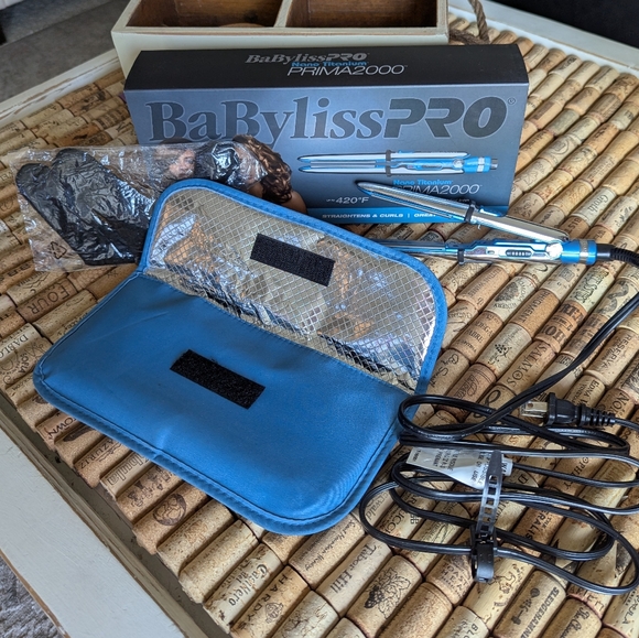 BaBylissPRO Mini Prima Styling Iron 3/4'' offers dual functionality - Picture 2 of 5